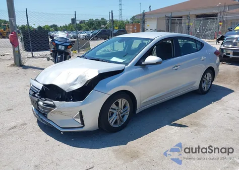 2019 Hyundai Elantra Sel z USA, uszkodzony, nr VIN 5NPD84LF1KH493940